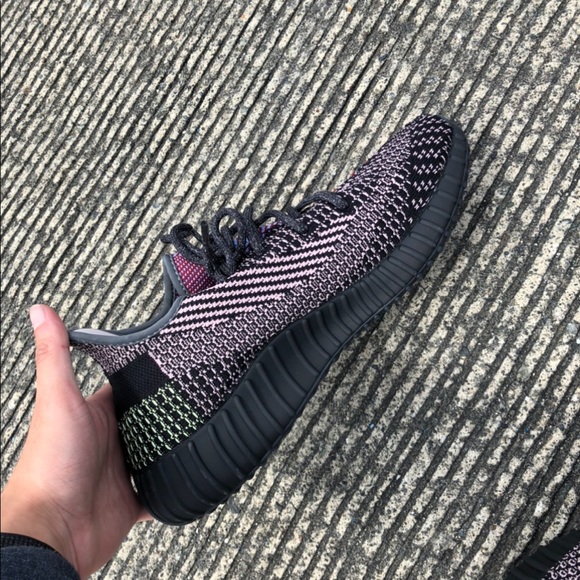 Adidas Yeezy Boost 350 V2 Yecheil Size 12.5 - Picture 6 of 8